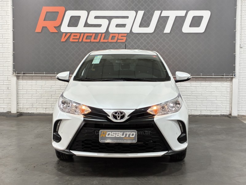 YARIS 1.5 XL PLUS CONNECT 16V FLEX 4P AUTOMÁTICO - 2025 - VENâNCIO AIRES