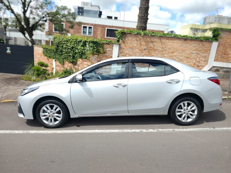 COROLLA 1.8 GLI 16V FLEX 4P AUTOMÁTICO - 2018 - FARROUPILHA