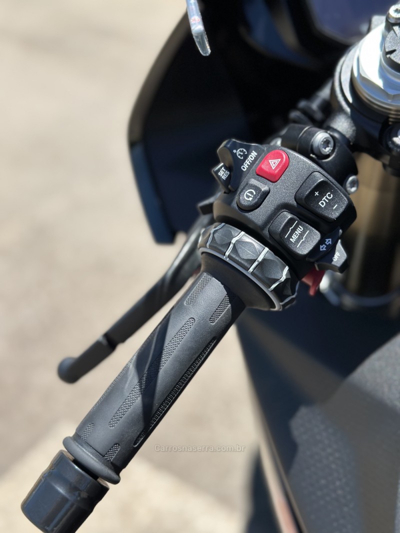 S 1000 RR - 2022 - NOVA BASSANO