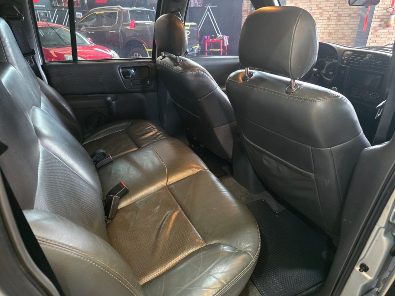 S10 2.8 4X4 CD 12V TURBO INTERCOOLER DIESEL 4P MANUAL - 2007 - FARROUPILHA