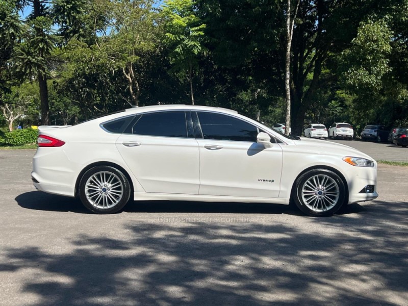 FUSION 2.0 TITANIUM PLUS 16V HÍBRIDO 4P AUTOMÁTICO - 2016 - FARROUPILHA