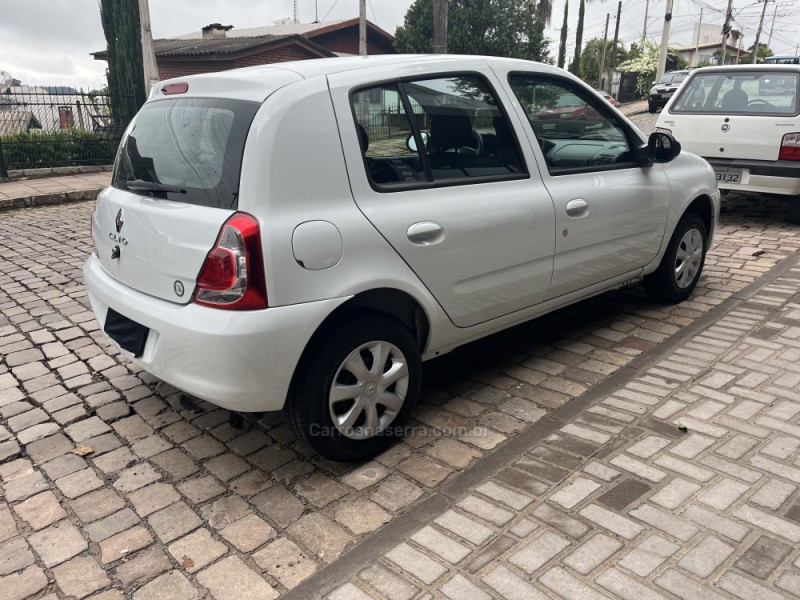 CLIO 1.0 EXPRESSION 16V FLEX 4P MANUAL - 2016 - VERANóPOLIS