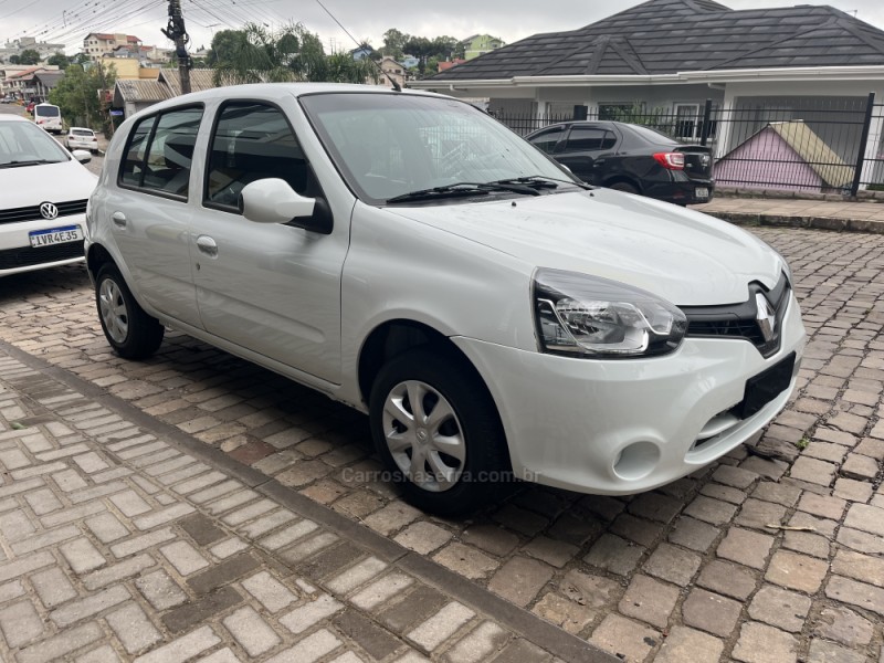 CLIO 1.0 EXPRESSION 16V FLEX 4P MANUAL - 2016 - VERANóPOLIS