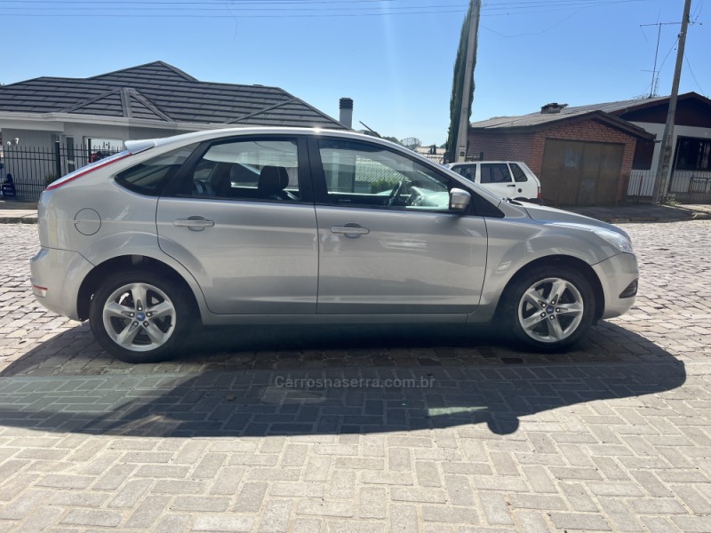 FOCUS 2.0 GLX 16V FLEX 4P MANUAL - 2013 - VERANóPOLIS