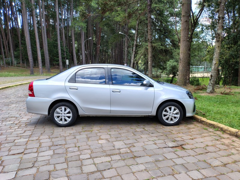 ETIOS 1.5 X PLUS SEDAN 16V FLEX 4P AUTOMÁTICO - 2019 - CAXIAS DO SUL