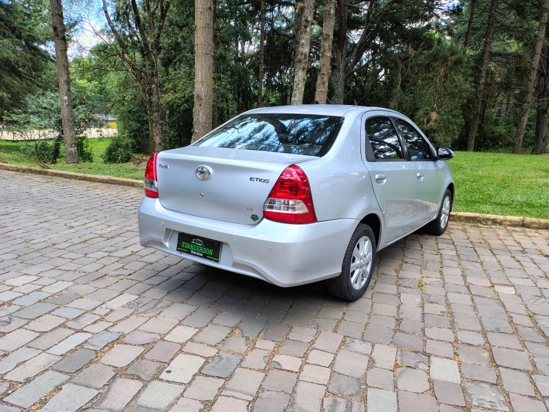 ETIOS 1.5 X PLUS SEDAN 16V FLEX 4P AUTOMÁTICO - 2019 - CAXIAS DO SUL