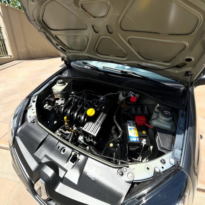 CLIO 1.0 AUTHENTIQUE 16V HI-FLEX 2P MANUAL - 2016 - NOVA PETRóPOLIS