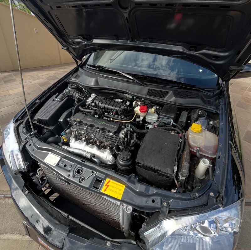 ASTRA 2.0 MPFI ADVANTAGE 8V FLEX 4P MANUAL - 2011 - NOVA PETRóPOLIS