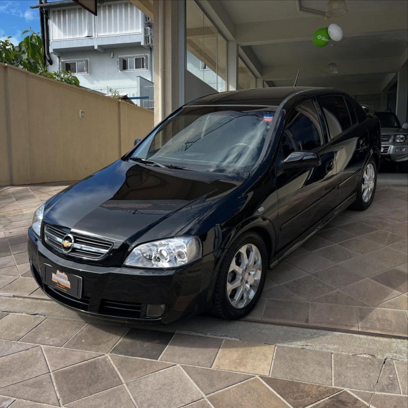 ASTRA 2.0 MPFI ADVANTAGE 8V FLEX 4P MANUAL - 2011 - NOVA PETRóPOLIS