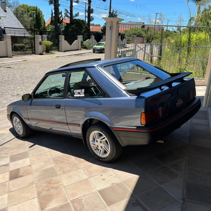 ESCORT 1.6 XR3 8V ÁLCOOL 2P MANUAL - 1989 - NOVA PETRóPOLIS