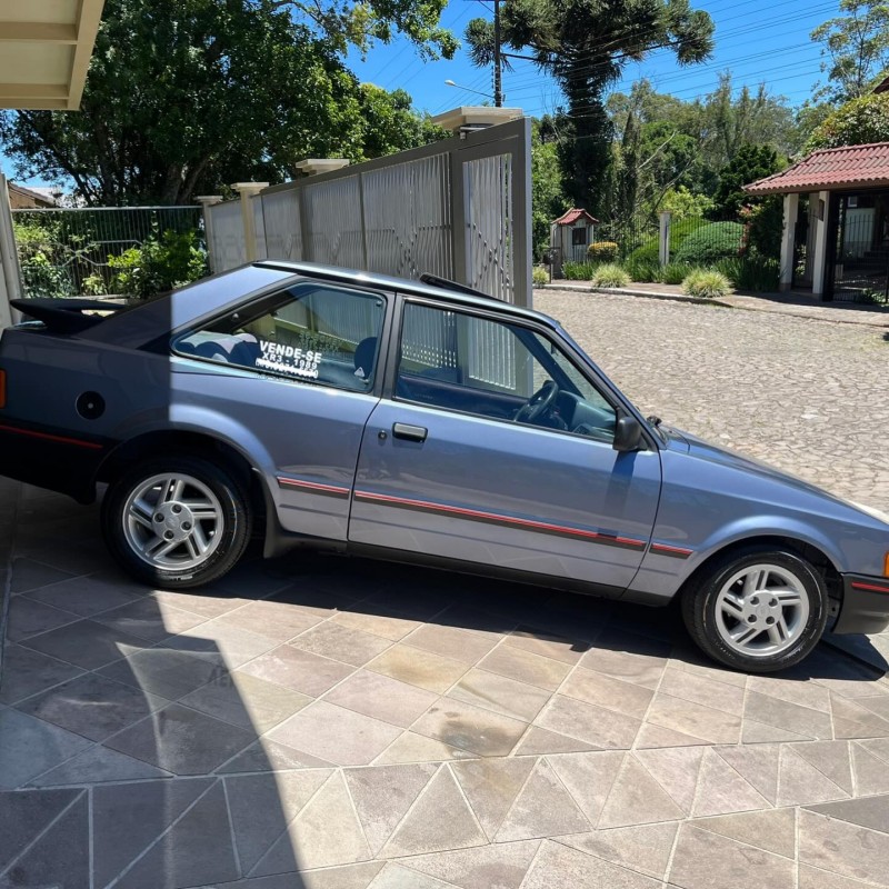 ESCORT 1.6 XR3 8V ÁLCOOL 2P MANUAL - 1989 - NOVA PETRóPOLIS
