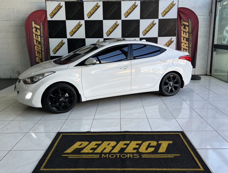 elantra 1.8 gls 16v gasolina 4p automatico 2013 portao
