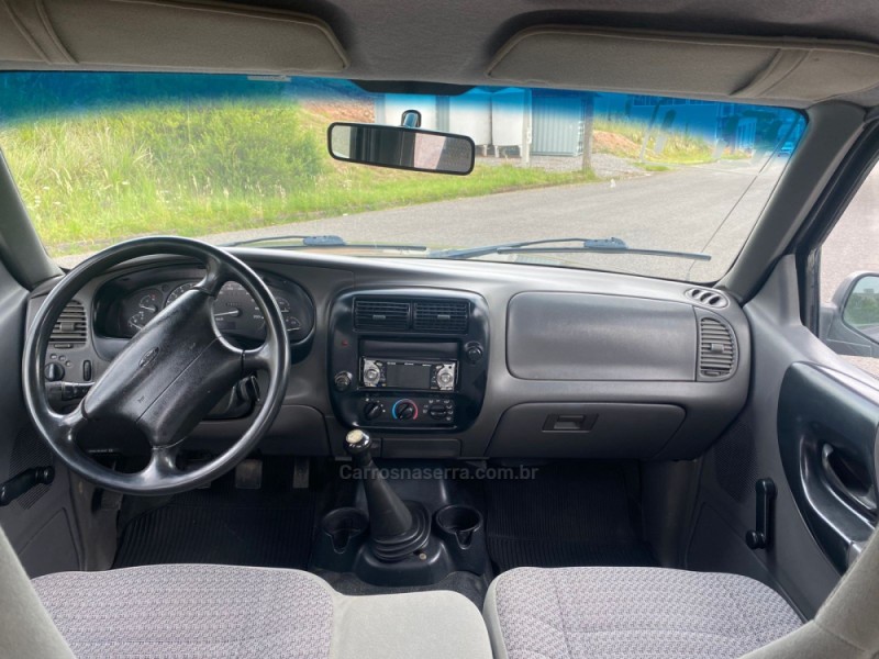 RANGER 2.5 XL 4X2 CD 8V TURBO INTERCOOLER DIESEL 4P MANUAL - 2001 - FLORES DA CUNHA