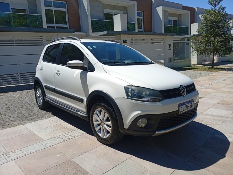 CROSSFOX 1.6 MI FLEX 8V 4P MANUAL - 2014 - FARROUPILHA