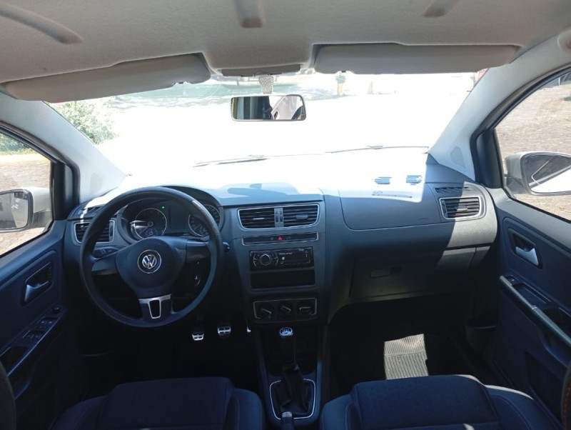 CROSSFOX 1.6 MI FLEX 8V 4P MANUAL - 2014 - FARROUPILHA