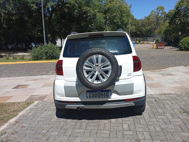 CROSSFOX 1.6 MI FLEX 8V 4P MANUAL - 2014 - FARROUPILHA
