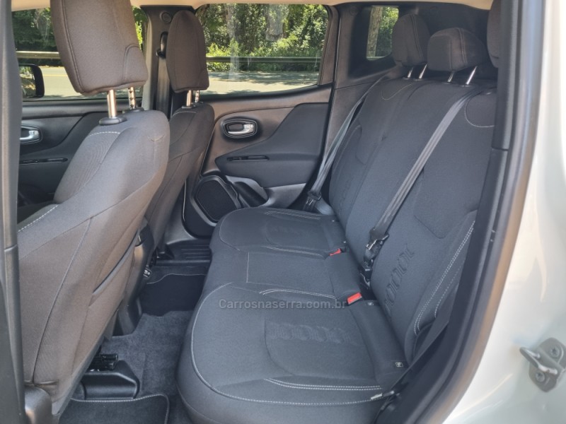 RENEGADE 1.3 SPORT T270 16V TURBO FLEX 4P AUTOMÁTICO - 2023 - DOIS IRMãOS