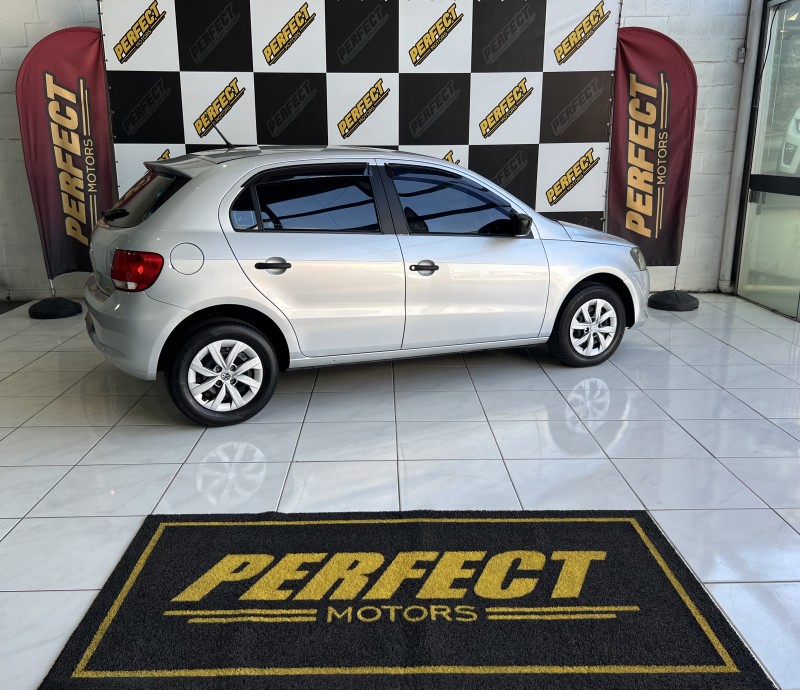 GOL 1.0 MI CITY 8V FLEX 4P MANUAL - 2014 - PORTãO