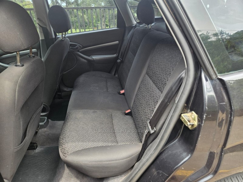 FOCUS 1.6 GLX 8V FLEX 4P MANUAL - 2008 - VERANóPOLIS