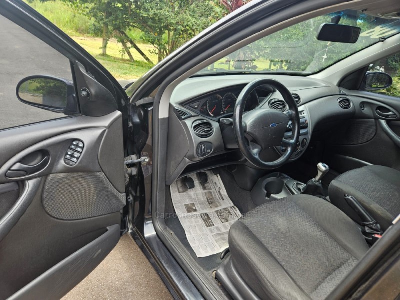 FOCUS 1.6 GLX 8V FLEX 4P MANUAL - 2008 - VERANóPOLIS