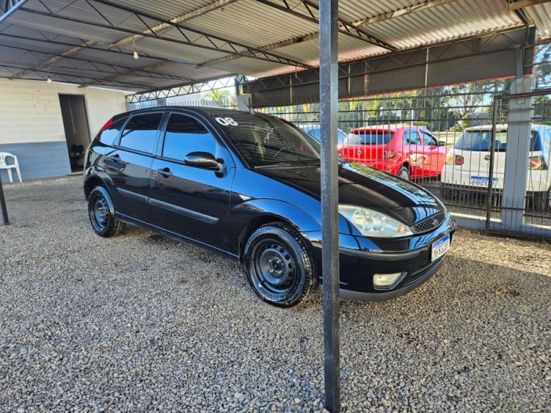FOCUS 1.6 GLX 8V FLEX 4P MANUAL - 2008 - VERANóPOLIS