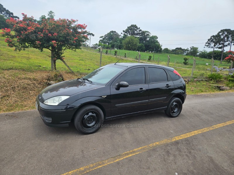 FOCUS 1.6 GLX 8V FLEX 4P MANUAL - 2008 - VERANóPOLIS