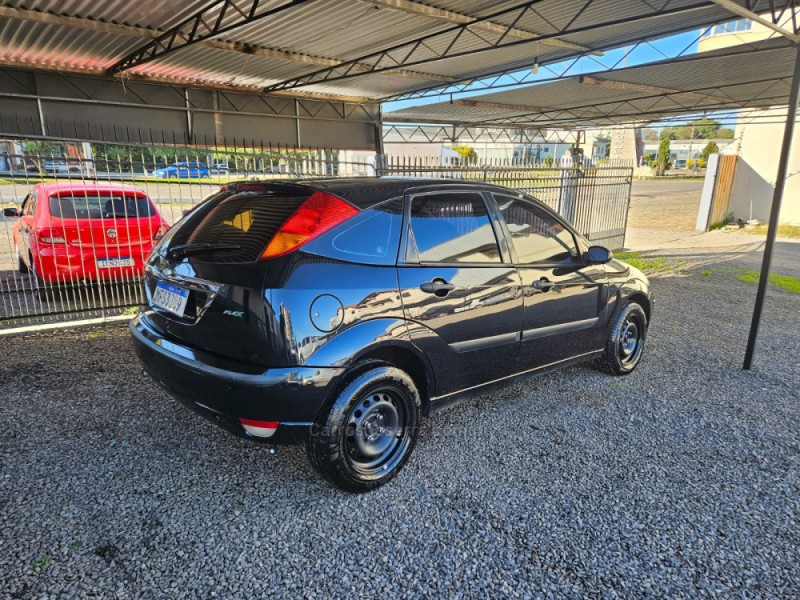 FOCUS 1.6 GLX 8V FLEX 4P MANUAL - 2008 - VERANóPOLIS