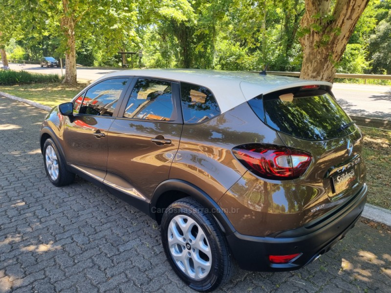 CAPTUR 1.6 LIFE 16V FLEX 4P AUTOMÁTICO - 2018 - DOIS IRMãOS