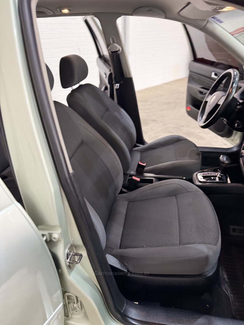 GOLF 2.0 MI 8V FLEX 4P TIPTRONIC - 2010 - ARROIO DO MEIO