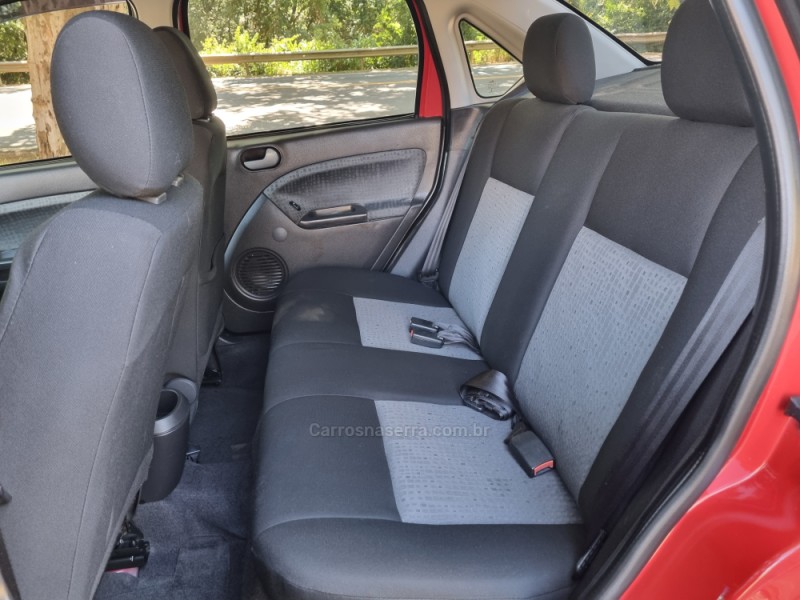 FIESTA 1.6 ROCAM SE SEDAN 8V FLEX 4P MANUAL - 2014 - DOIS IRMãOS