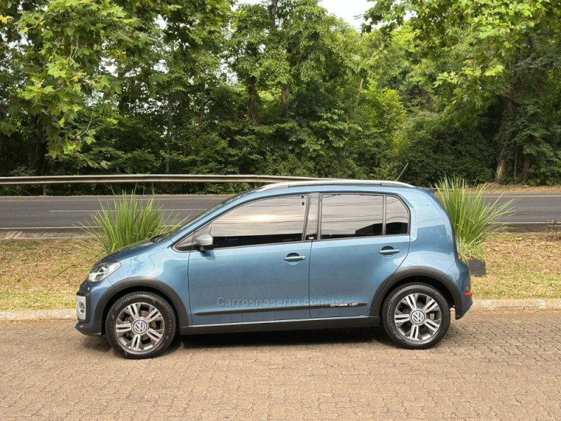 UP 1.0 TSI CROSS 12V FLEX 4P MANUAL - 2018 - DOIS IRMãOS