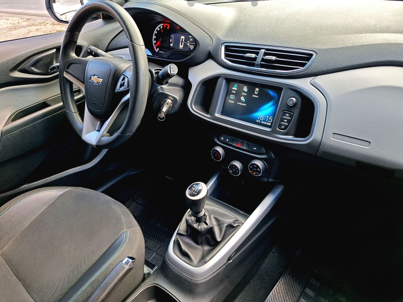 ONIX 1.4 MPFI LT 8V FLEX 4P MANUAL - 2019 - CAXIAS DO SUL