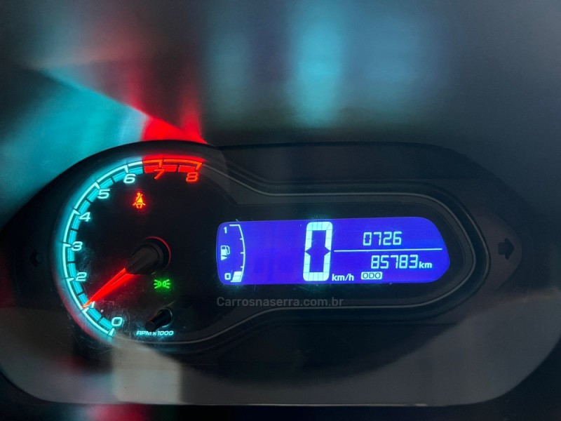 ONIX 1.4 MPFI LT 8V FLEX 4P MANUAL - 2015 - CAXIAS DO SUL