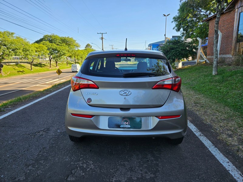 HB20 1.0 COMFORT 12V FLEX 4P MANUAL - 2017 - VENâNCIO AIRES