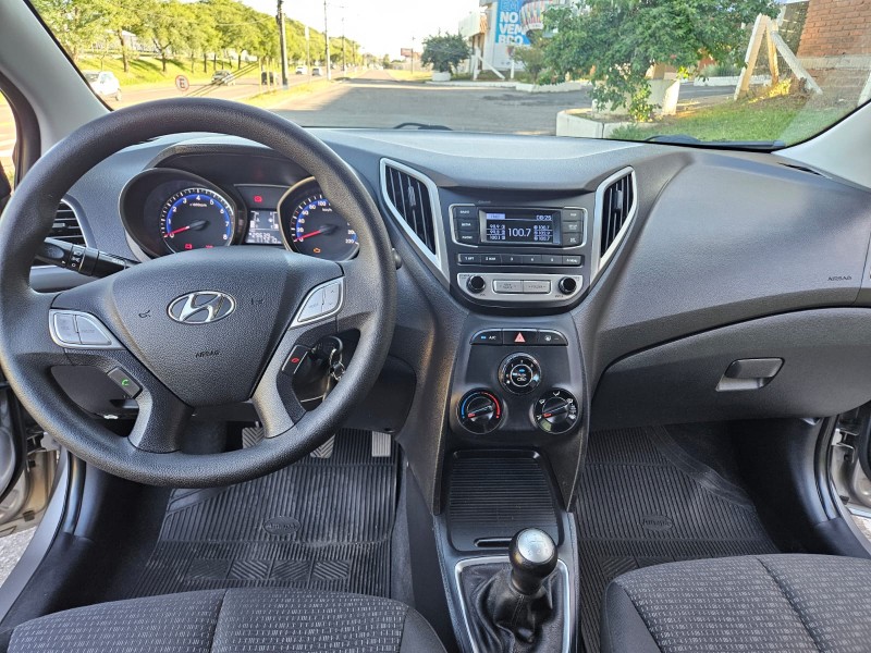 HB20 1.0 COMFORT 12V FLEX 4P MANUAL - 2017 - VENâNCIO AIRES