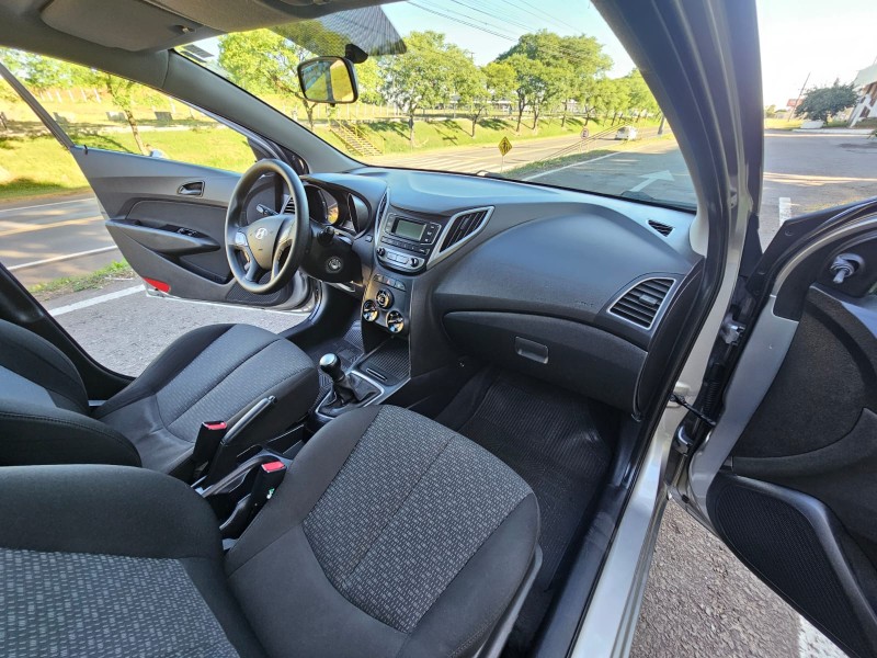 HB20 1.0 COMFORT 12V FLEX 4P MANUAL - 2017 - VENâNCIO AIRES