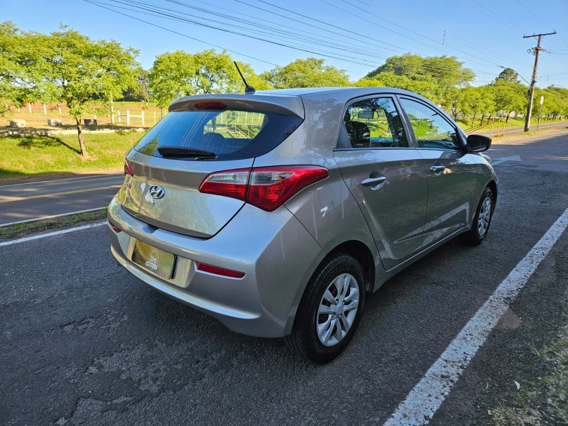 HB20 1.0 COMFORT 12V FLEX 4P MANUAL - 2017 - VENâNCIO AIRES