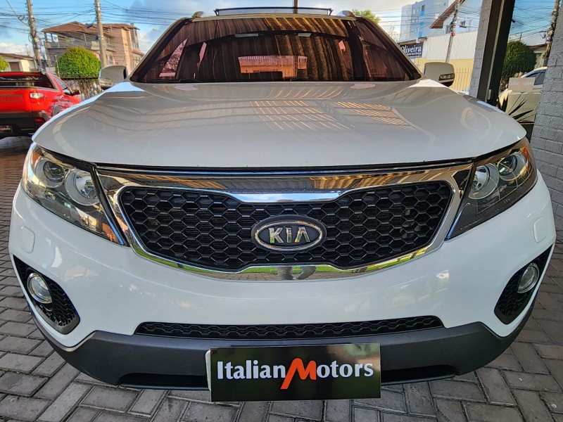 SORENTO 2.4 EX2 4X2 16V GASOLINA 4P 7 LUGARES AUTOMÁTICO - 2012 - CAXIAS DO SUL