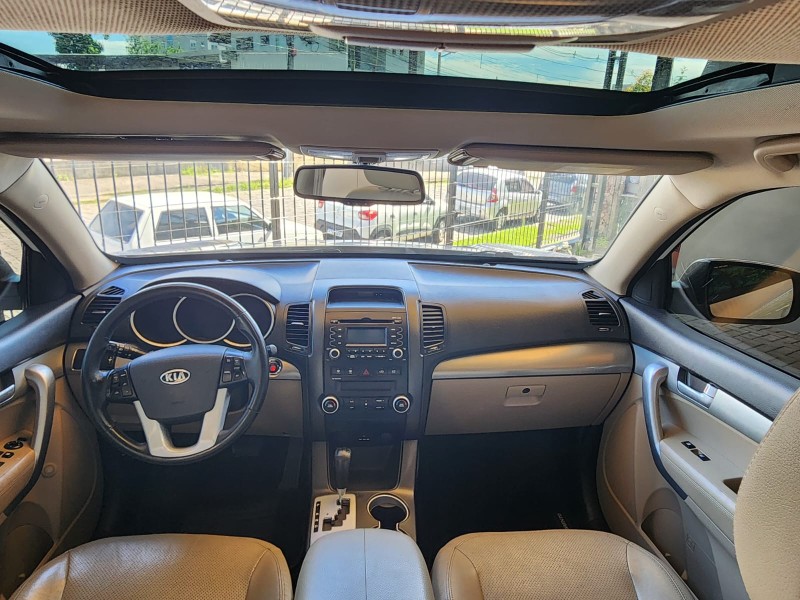 SORENTO 2.4 EX2 4X2 16V GASOLINA 4P 7 LUGARES AUTOMÁTICO - 2012 - CAXIAS DO SUL