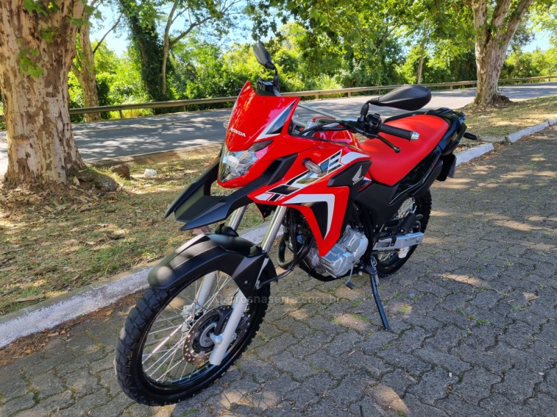 xre 300 abs 2022 dois irmaos