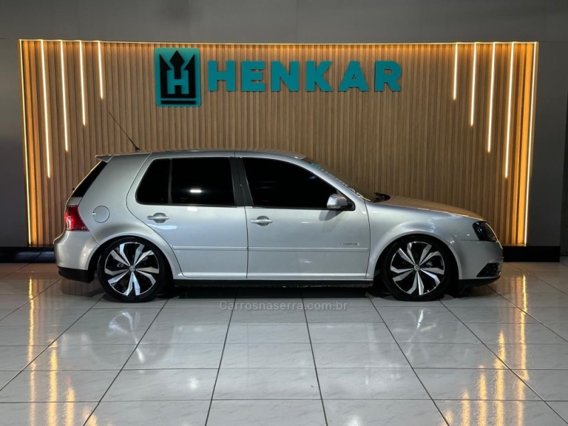 GOLF 1.6 MI SPORTLINE 8V FLEX 4P MANUAL - 2008 - CAMPO BOM