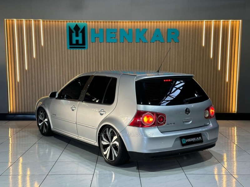 GOLF 1.6 MI SPORTLINE 8V FLEX 4P MANUAL - 2008 - CAMPO BOM