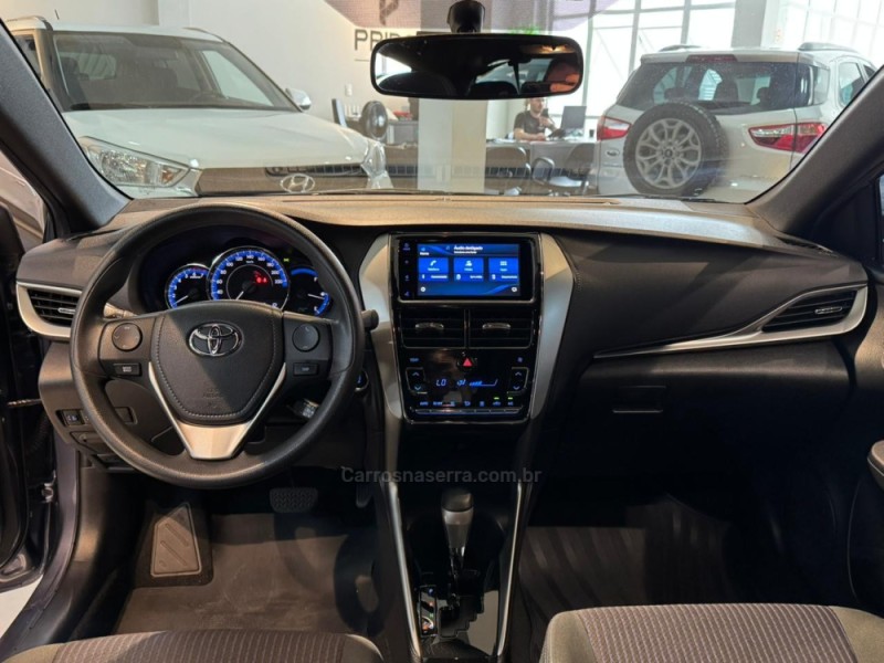 YARIS 1.3 16V FLEX XL PLUS TECH MULTIDRIVE17 - 2020 - CAXIAS DO SUL