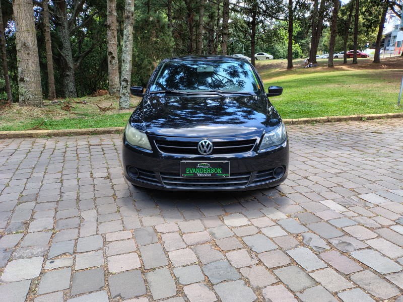 VOYAGE 1.0 MI 8V FLEX 4P MANUAL - 2010 - CAXIAS DO SUL