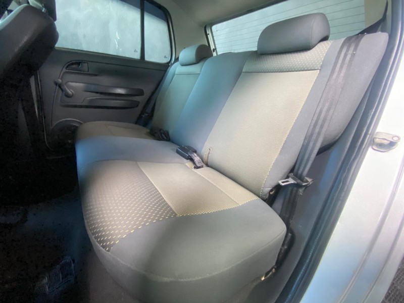 FOX 1.0 MI 8V FLEX 4P MANUAL - 2009 - CAXIAS DO SUL