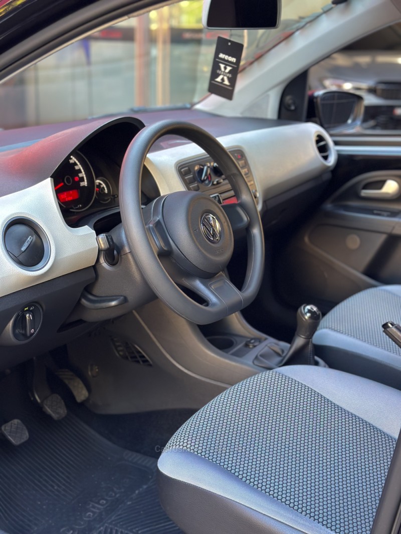 UP 1.0 MPI MOVE UP 12V FLEX 4P MANUAL - 2015 - ESTâNCIA VELHA