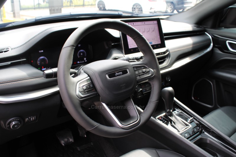 COMPASS 2.0 OVERLAND HURRICANE 4X4 TURBO GASOLINA 4P AUTOMÁTICO - 2025 - CAXIAS DO SUL