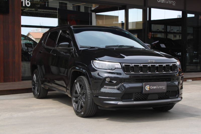 COMPASS 2.0 OVERLAND HURRICANE 4X4 TURBO GASOLINA 4P AUTOMÁTICO - 2025 - CAXIAS DO SUL