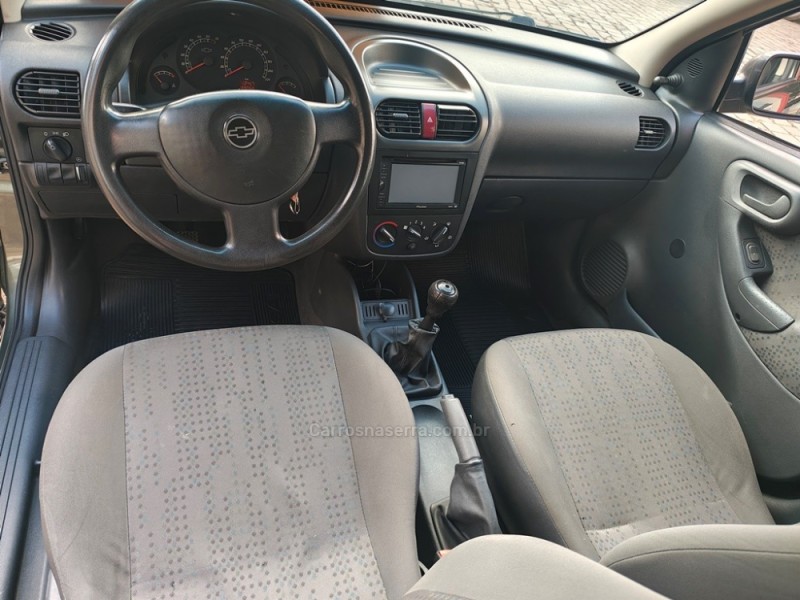 CORSA 1.0 MPFI MAXX 8V FLEX 4P MANUAL - 2010 - GUAPORé