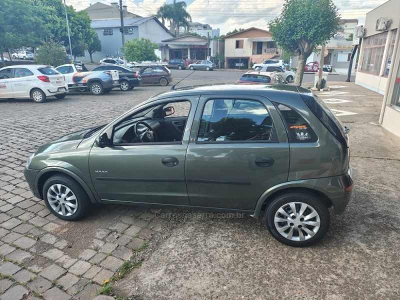 CORSA 1.0 MPFI MAXX 8V FLEX 4P MANUAL - 2010 - GUAPORé